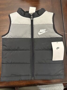 Nike Kids Black and Gray Puffer Vest